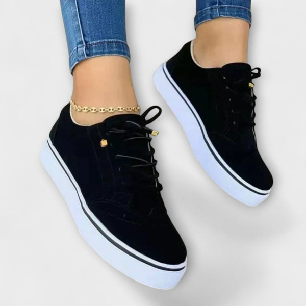Lina – Orthopedic Sneaker