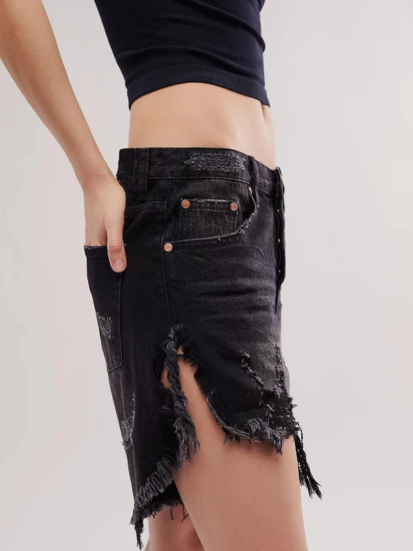 Roxy – Frayed Denim Bermuda Shorts
