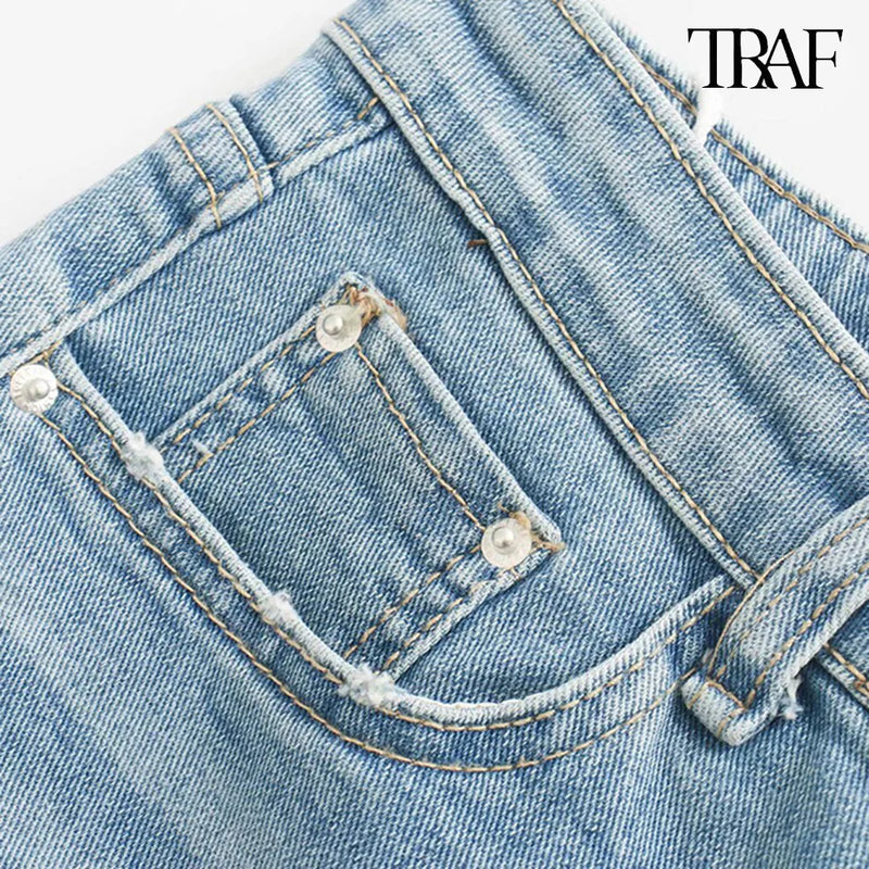 Sasha – TRAF Distressed Fringe Denim Shorts