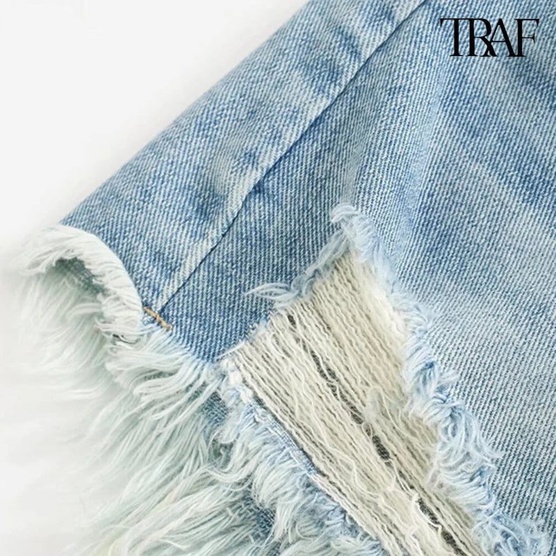 Sasha – TRAF Distressed Fringe Denim Shorts